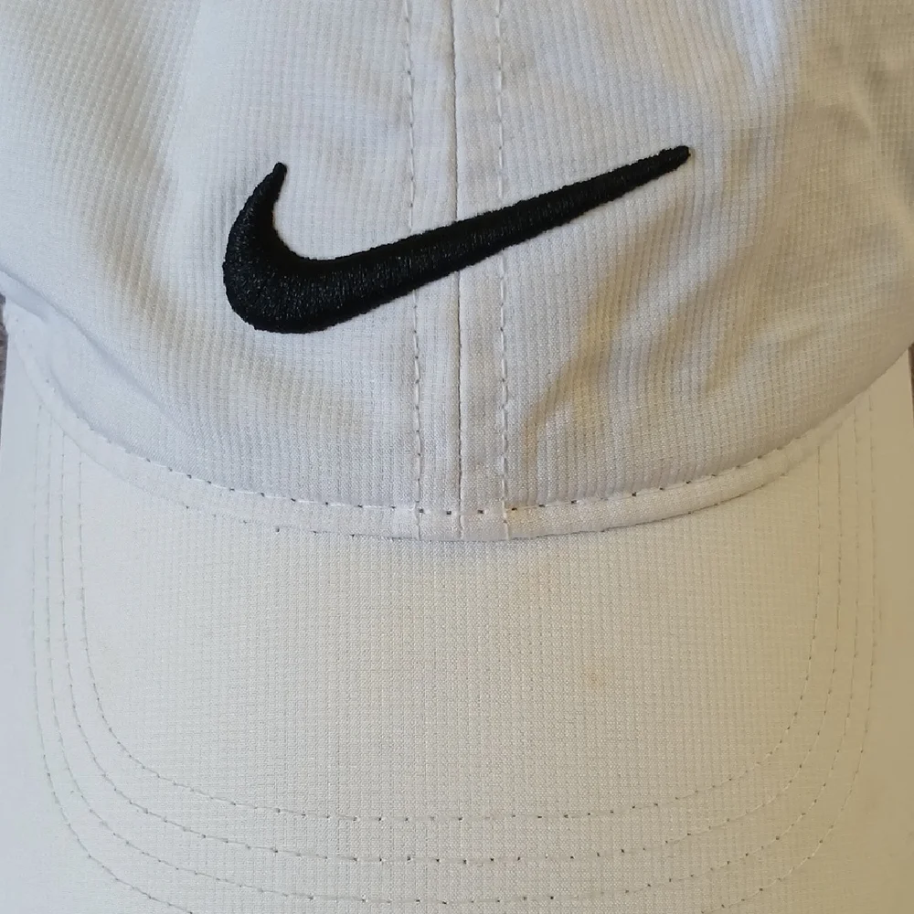 Nike Legacy 91 White & Black Adjustable Cap